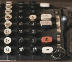 old fashioned cash register