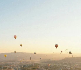 Sky full of hot air ballons