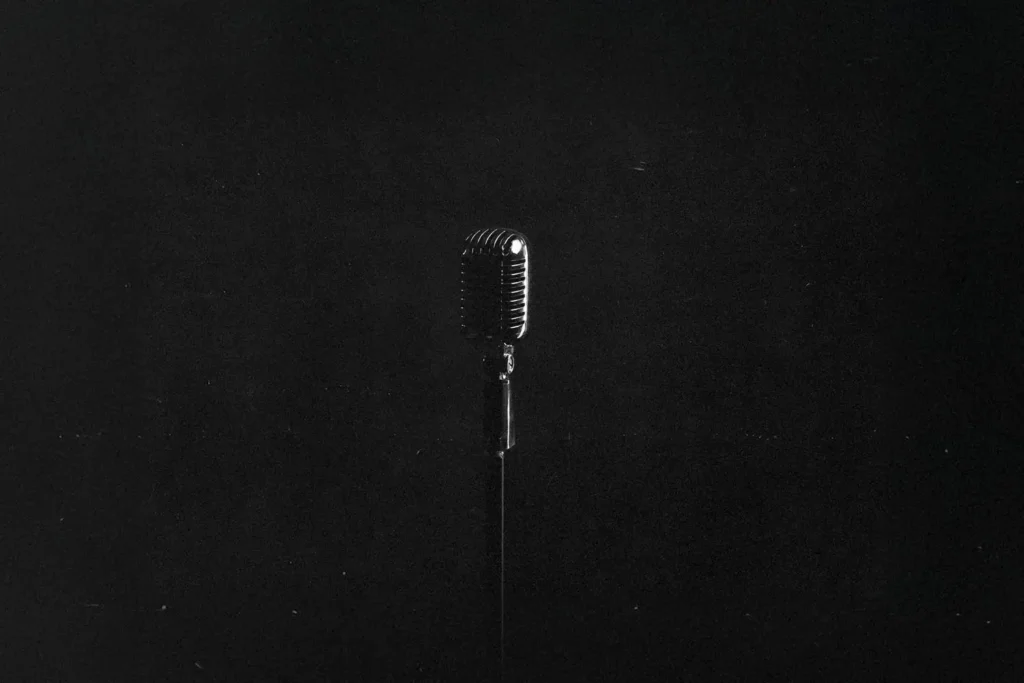 microphone in dark room