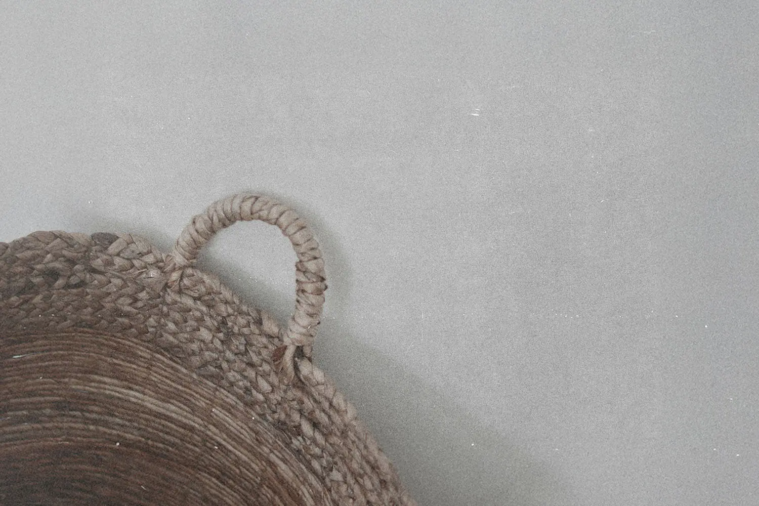 What is the difference between a tithe and an offering?