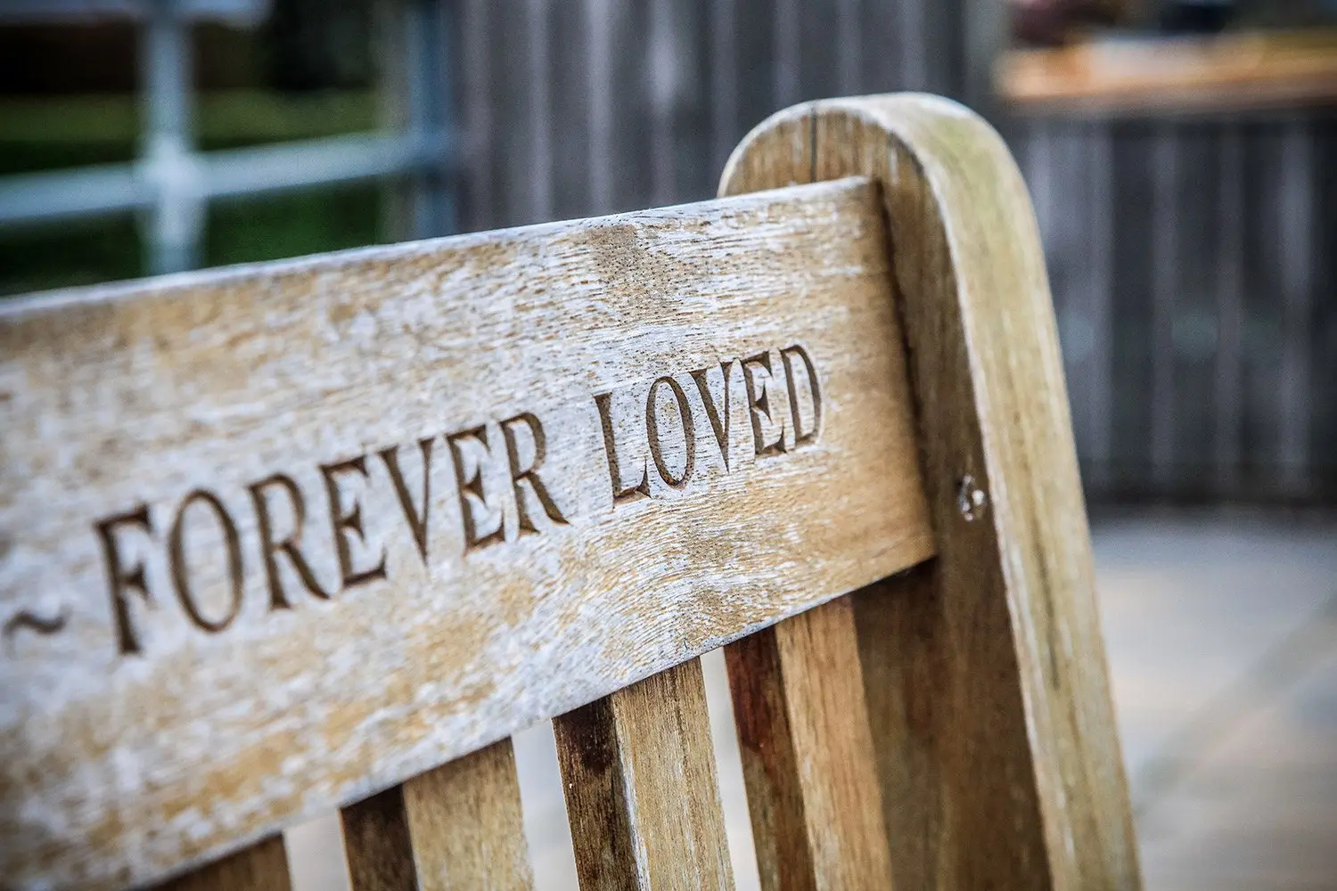 How do I deal with the death of a loved one who knew Jesus?