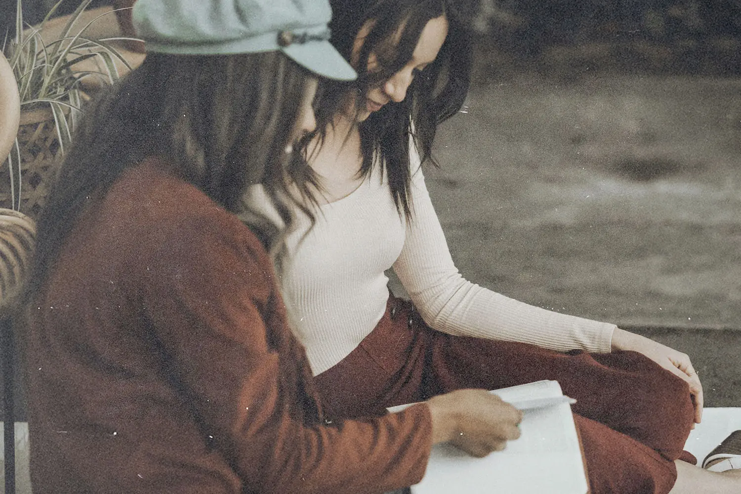 How do you resolve conflict in a godly way?