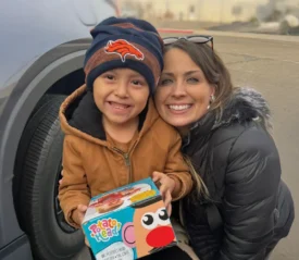 Hannah Minor with a child while ministering with KCM Partners in Arizona